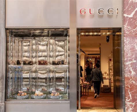 negozi gucci firenze orari|gucci firenze italia.